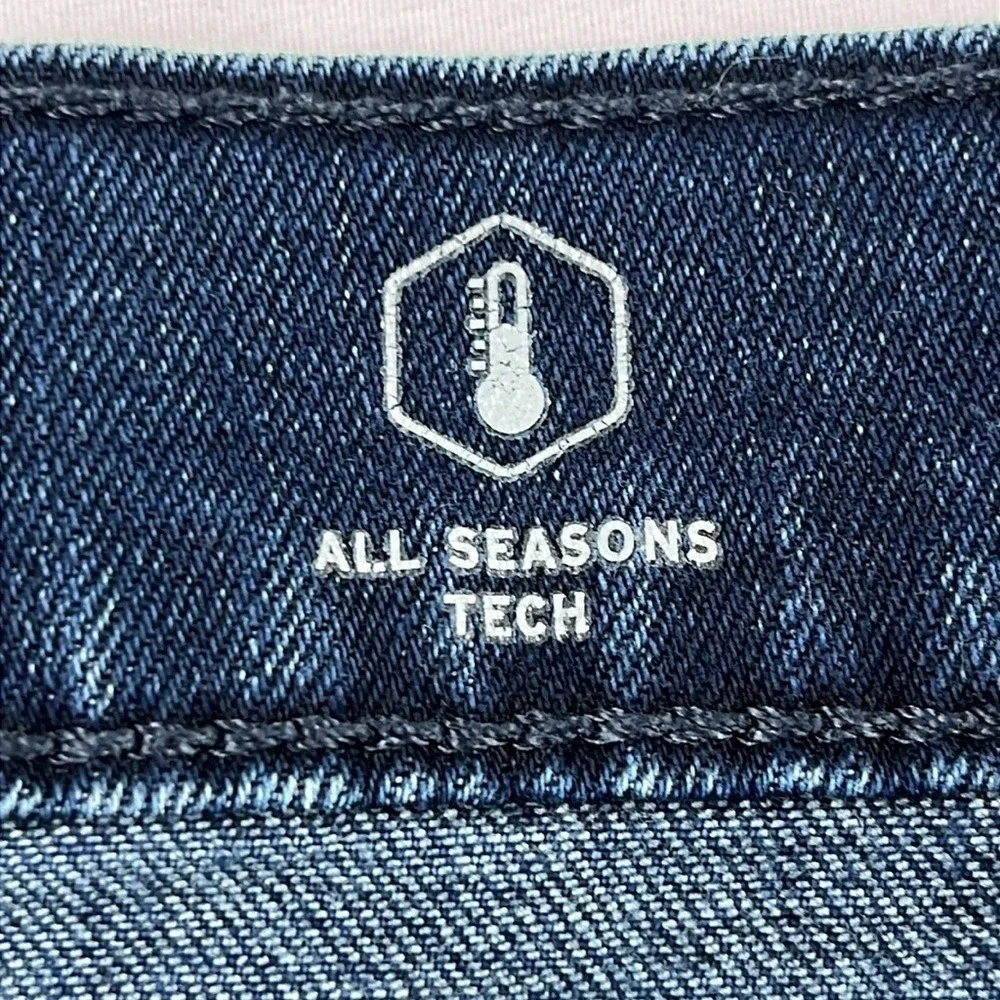 Levis 541 Dark Wash Straight‎ Leg All Seasons Tech Jeans Mens Size 38 x 30